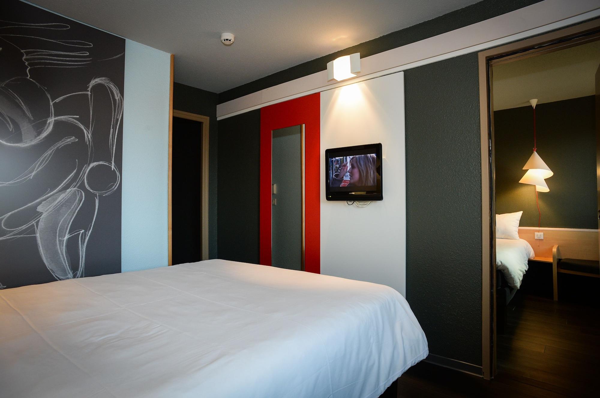 ibis Saint-Lô Hotel Exterior foto